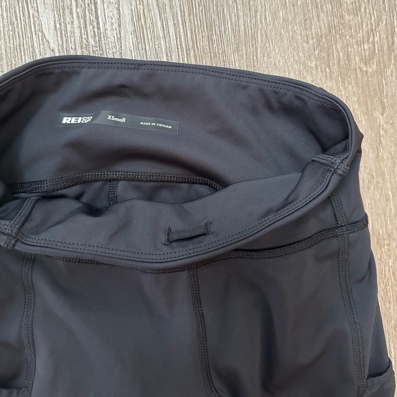 REI Short Running Tights - Picture 2 of 9